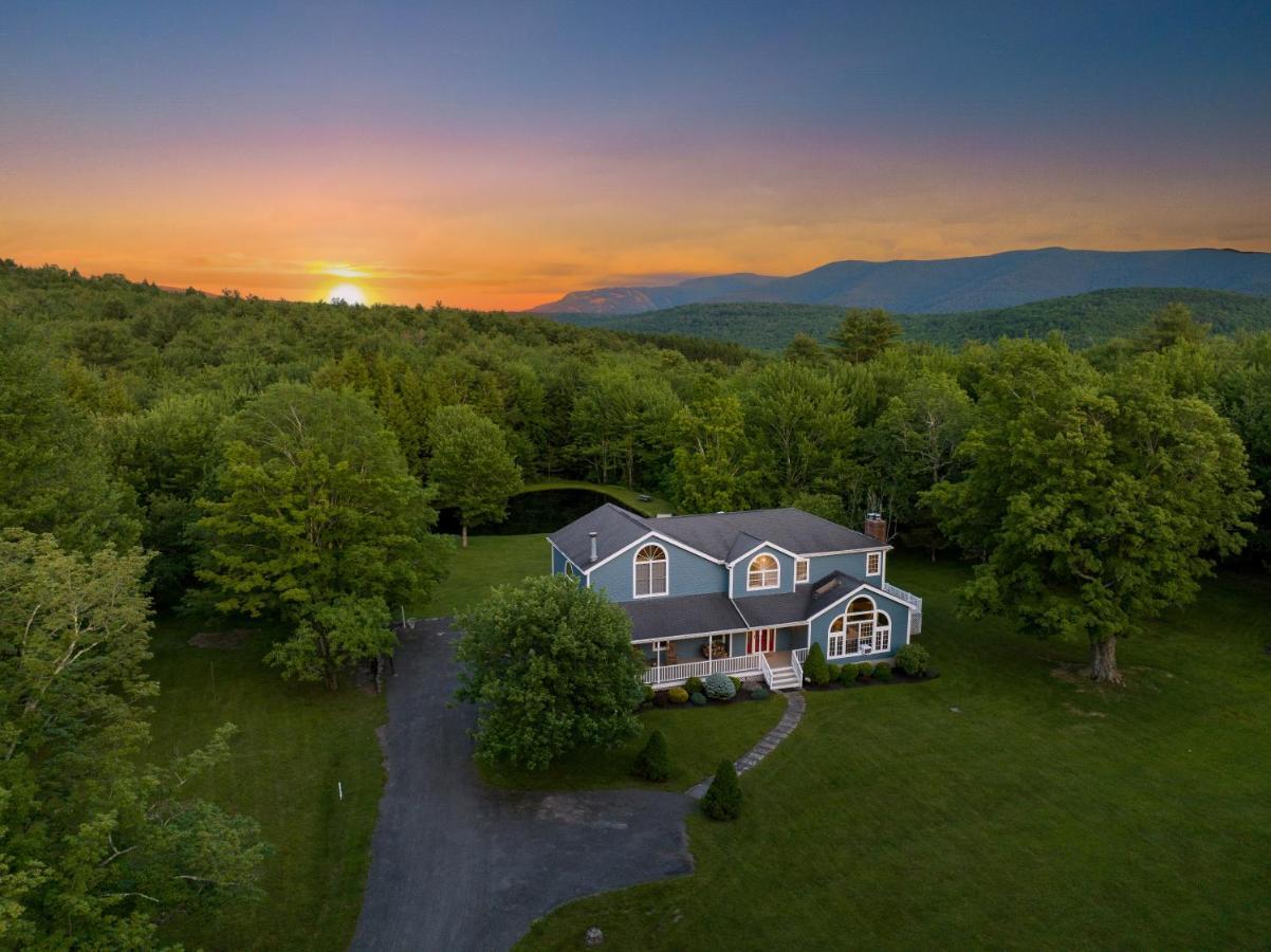 Mountain Blue Vista - Luxury Retreat Near Ski Resorts With Pond, Firepit And Hot Tub Windham Dış mekan fotoğraf